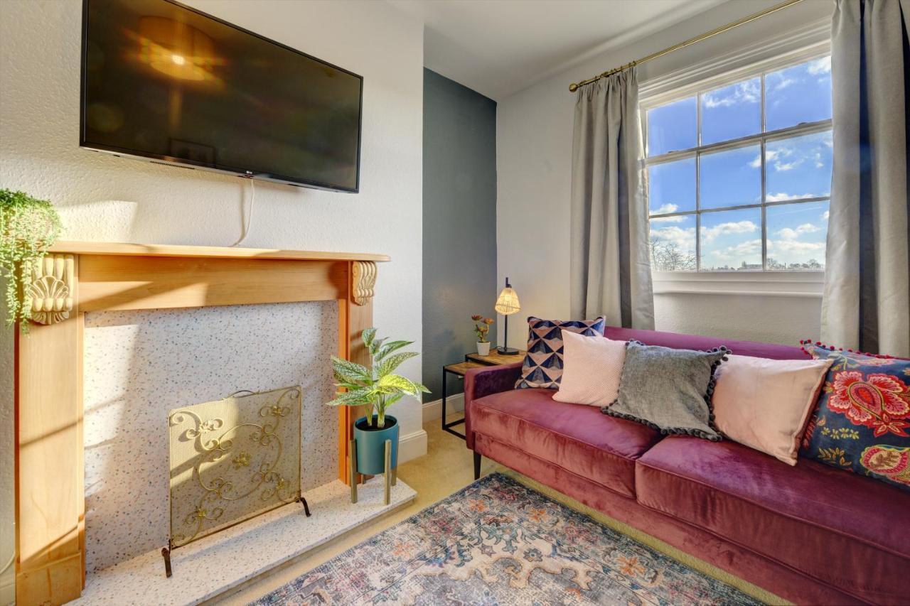 Regency Nest By Spa Town Property - Stylish 3 Bedroom Apartment On 2 Floors, Central Лемингтън Спа Екстериор снимка