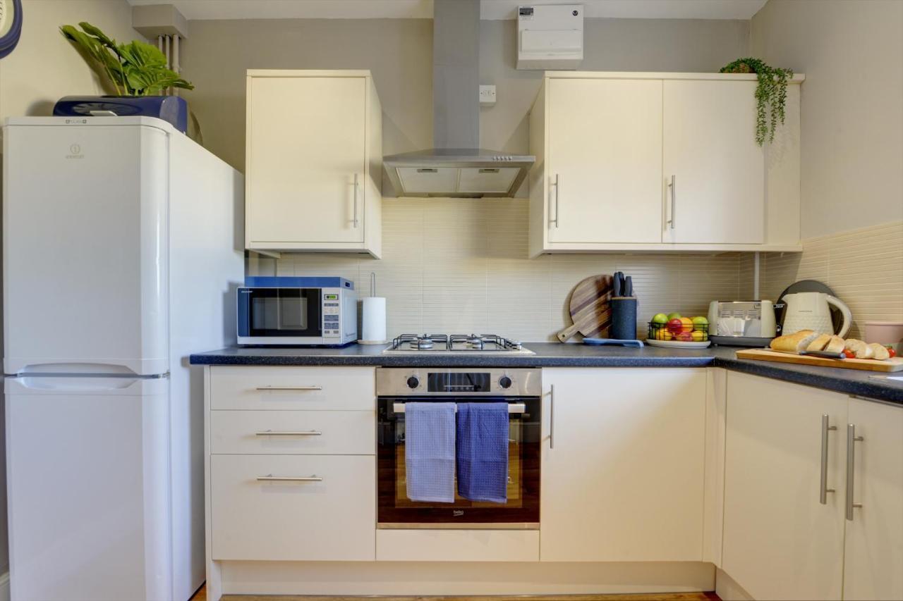 Regency Nest By Spa Town Property - Stylish 3 Bedroom Apartment On 2 Floors, Central Лемингтън Спа Екстериор снимка